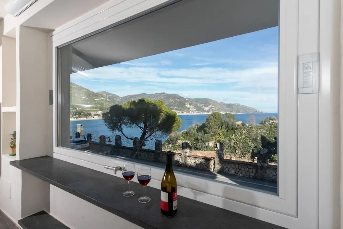 Mara Home Taormina Apartment